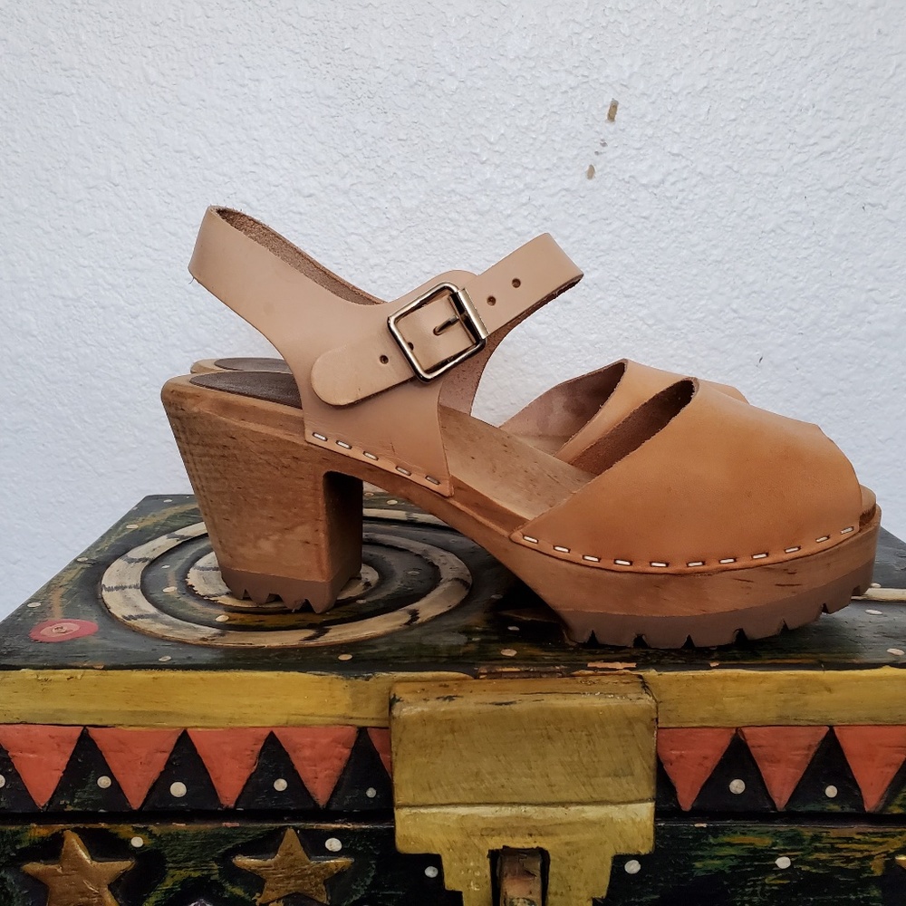Mia Clogs